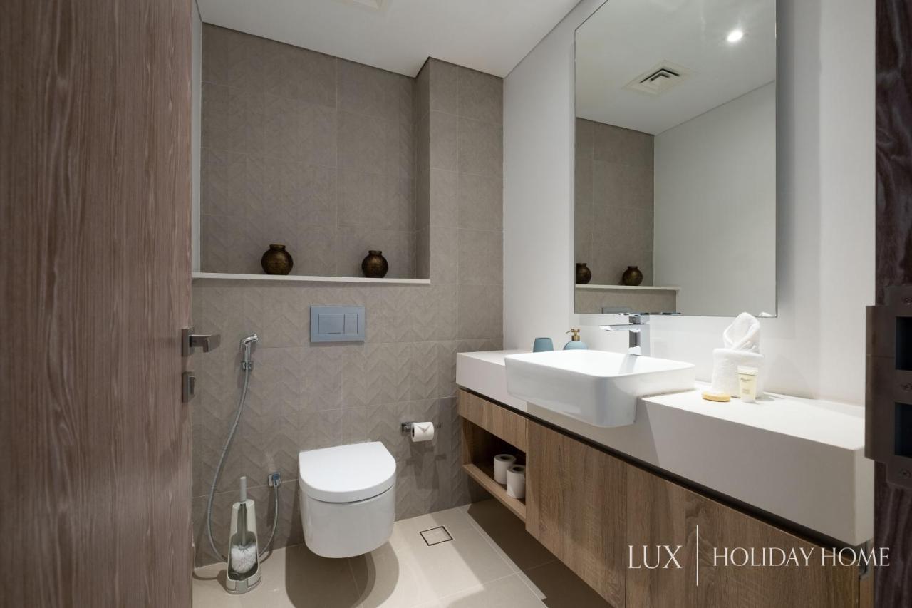Lux - Contemporary Suite With Full Marina View ドバイ エクステリア 写真