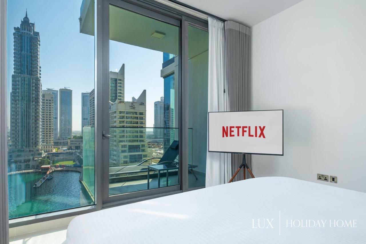 Lux - Contemporary Suite With Full Marina View ドバイ エクステリア 写真